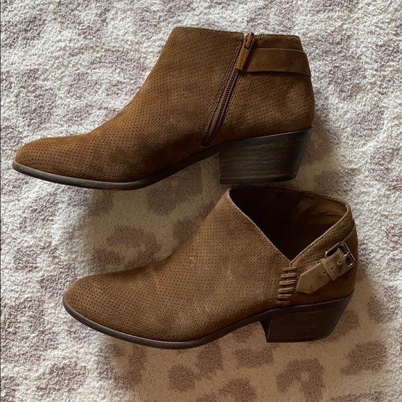 Vince Camuto Parveen Suede Booties w/Buckle - Picture 4 of 10